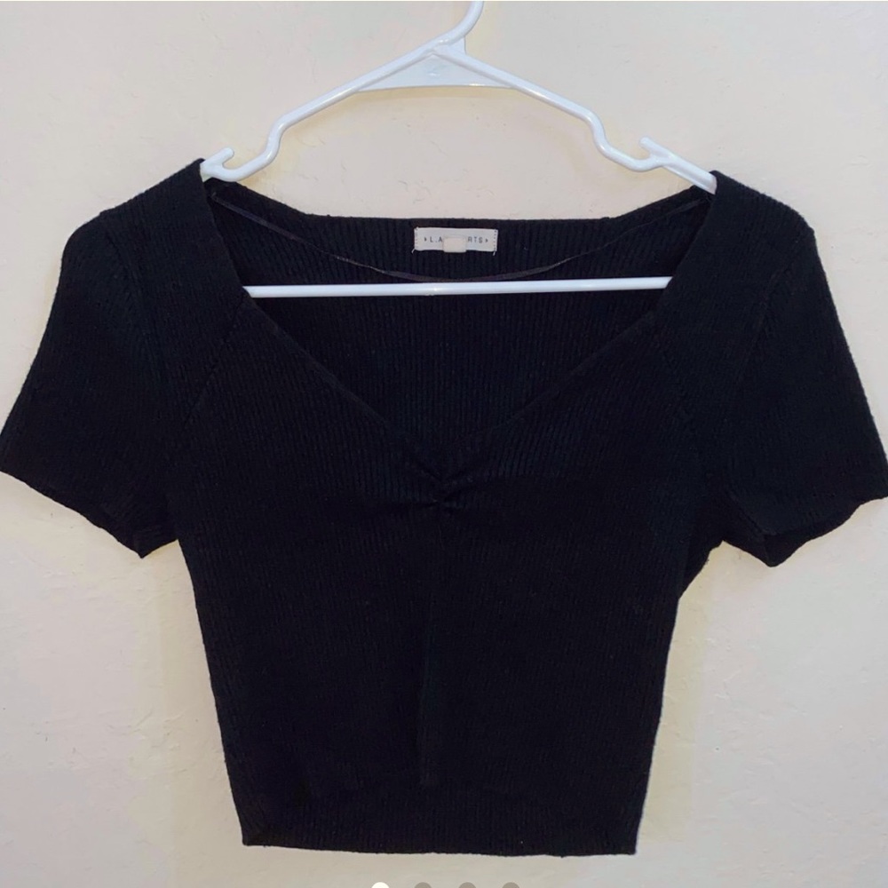 Black V-neck Crop Top